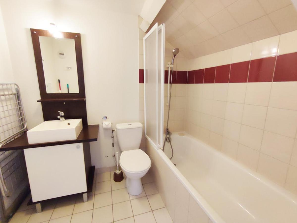 L'Esquiros, Studio, Centre Luchon, Casier A Skis, Wifi, Ascenseur, 3 Personnes Bagnères-de-Luchon Extérieur photo
