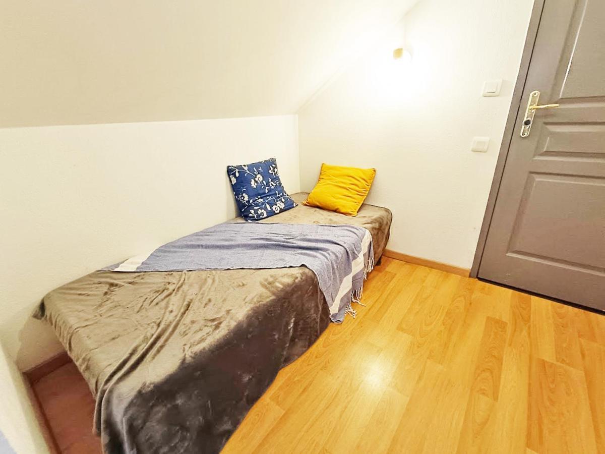 L'Esquiros, Studio, Centre Luchon, Casier A Skis, Wifi, Ascenseur, 3 Personnes Bagnères-de-Luchon Extérieur photo
